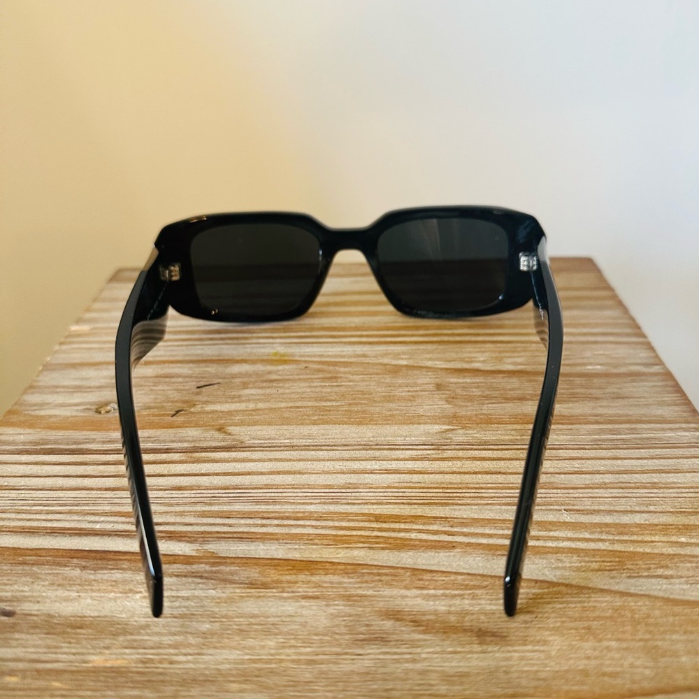 Black Rectangular Sunglasses - image 3